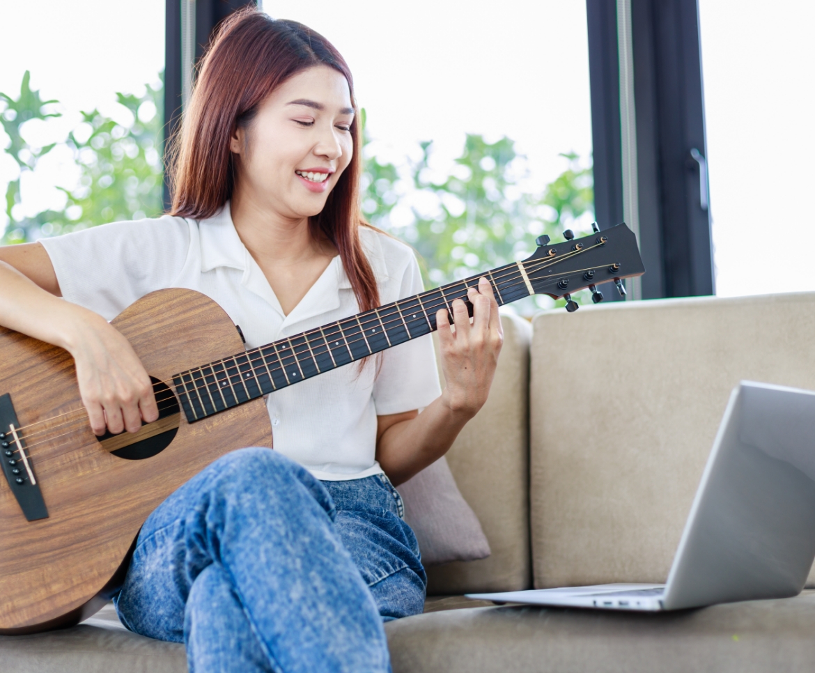 MUSICYは、音楽専門のオンラインスクールです。
